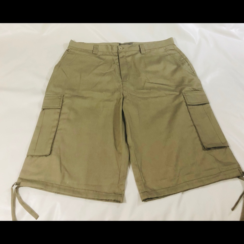 Refuel Men’s Casual Cargo Tan Shorts Size 44